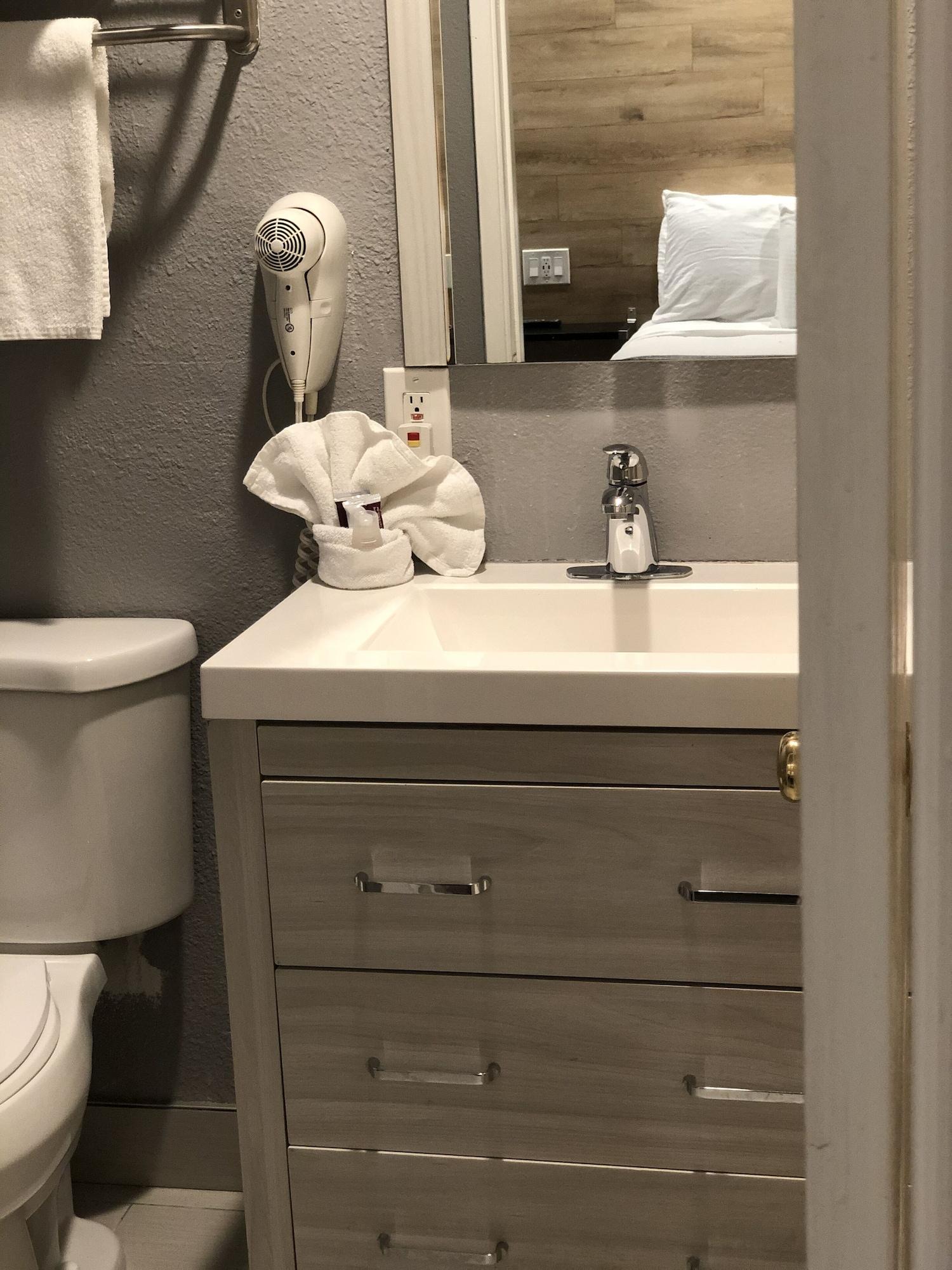 Anaheim Executive Inn & Suites Dış mekan fotoğraf