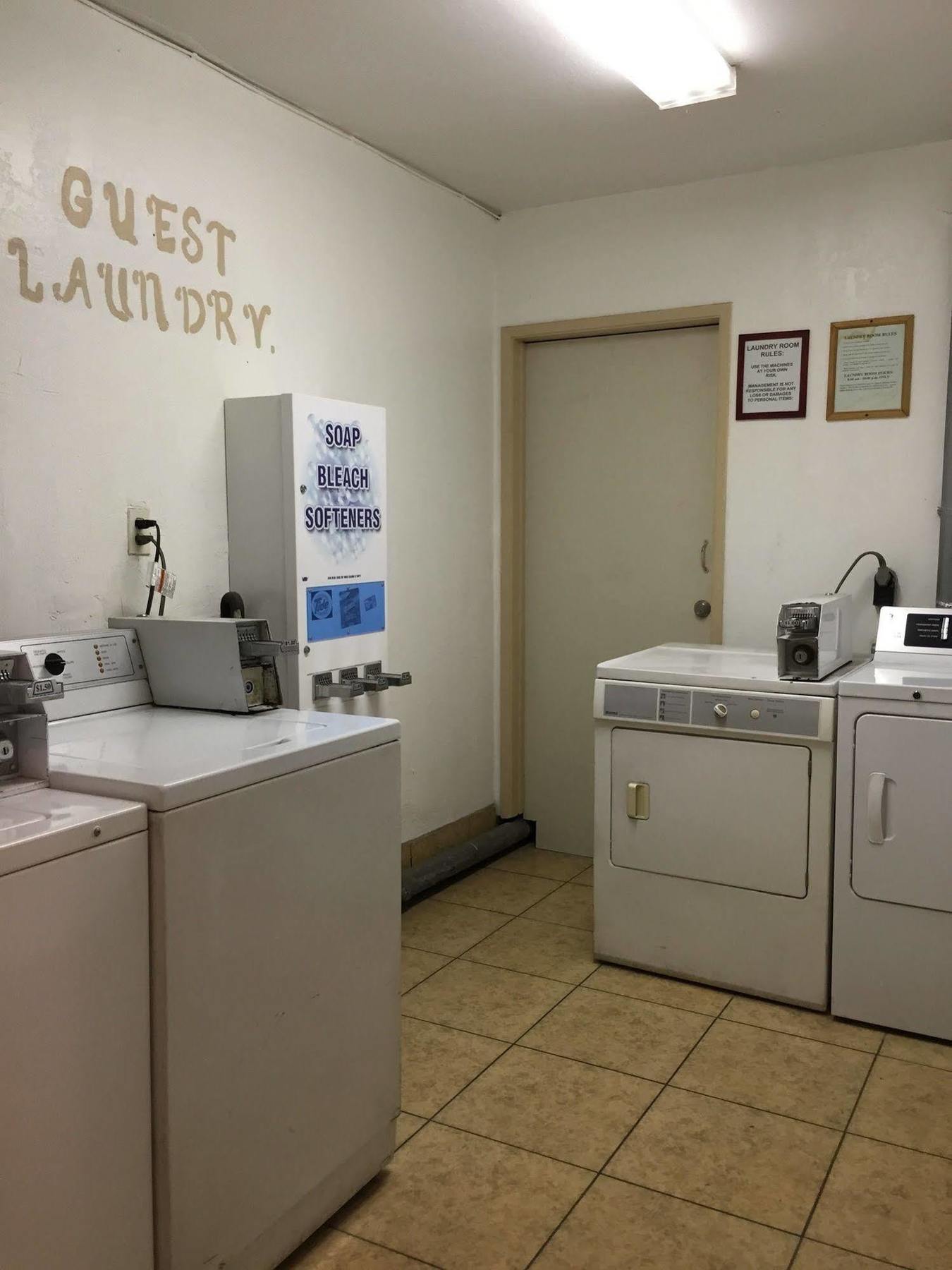 Anaheim Executive Inn & Suites Dış mekan fotoğraf